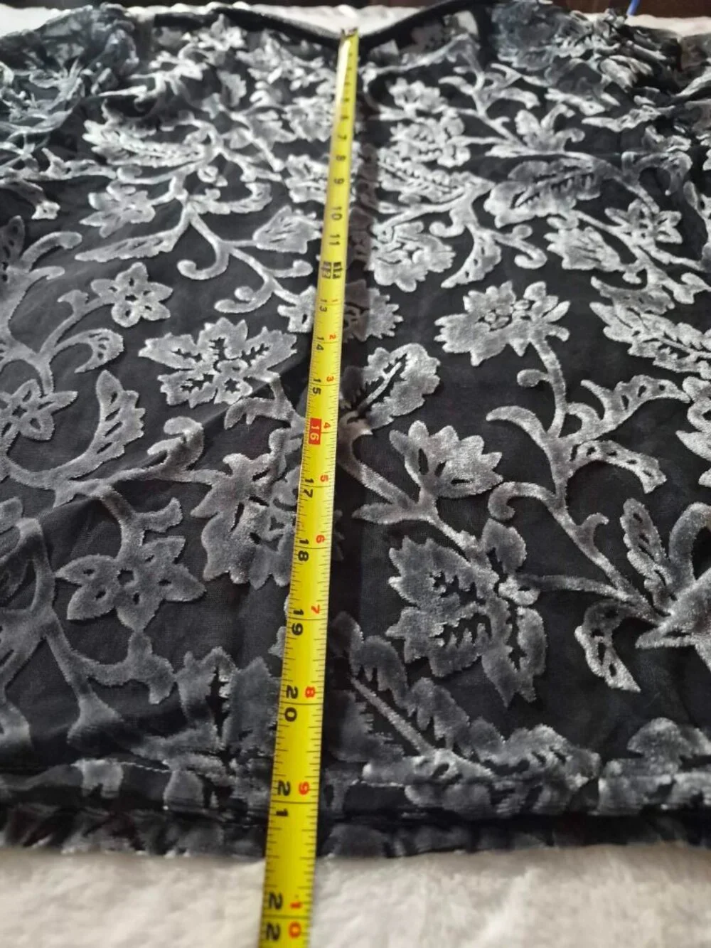 Black/silver translucent blouse - Picture 4 of 10